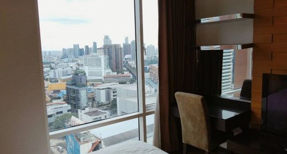 For rent 3 ベッドルーム condo in Khlong Toei, Bangkok