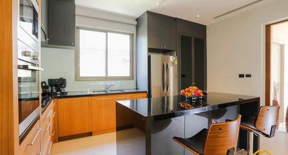 For sale 3 bedrooms house in Thalang, Phuket