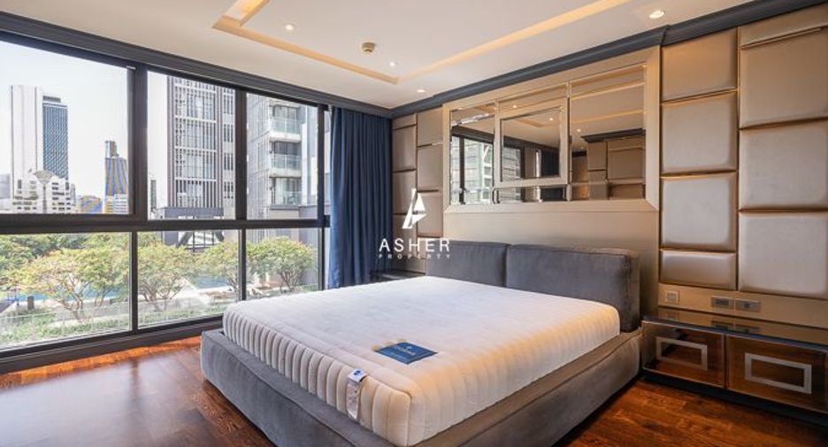 For sale 3 bedrooms condo in Sathon, Bangkok