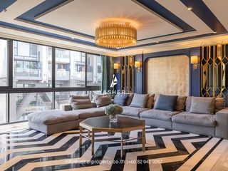 For sale 3 ベッドルーム condo in Sathon, Bangkok