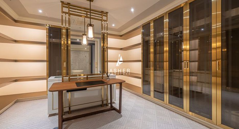 For sale 3 bedrooms condo in Sathon, Bangkok