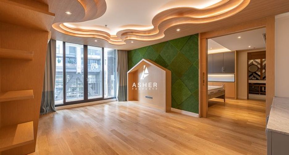 For sale 3 bedrooms condo in Sathon, Bangkok