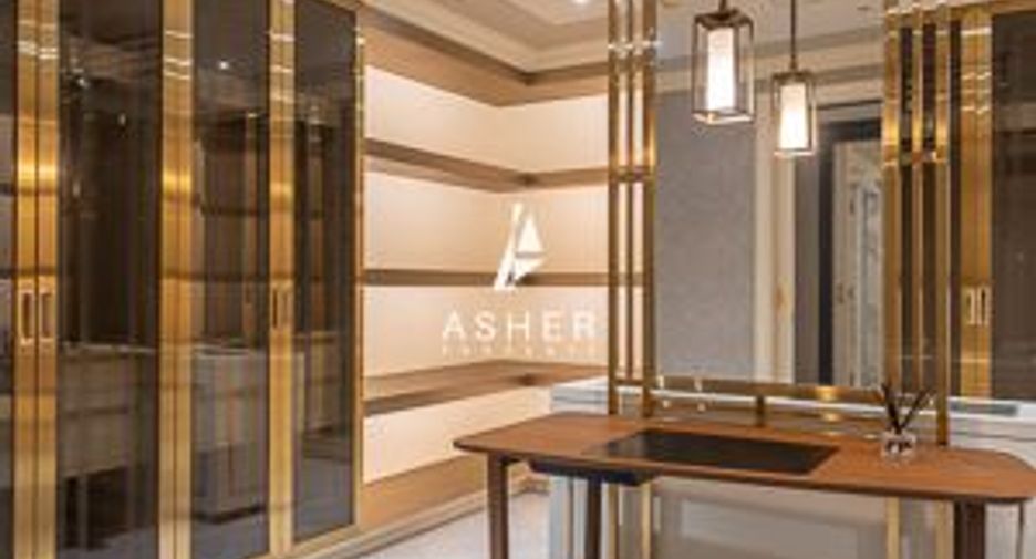 For sale 3 bedrooms condo in Sathon, Bangkok