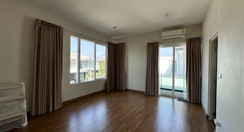 For rent and for sale 5 bedrooms house in Sai Mai, Bangkok