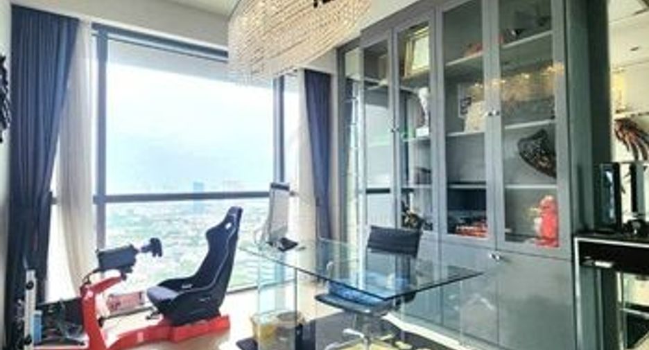 Аренда и продажа 3 спальни кондо в Ян Наща, Бангкок