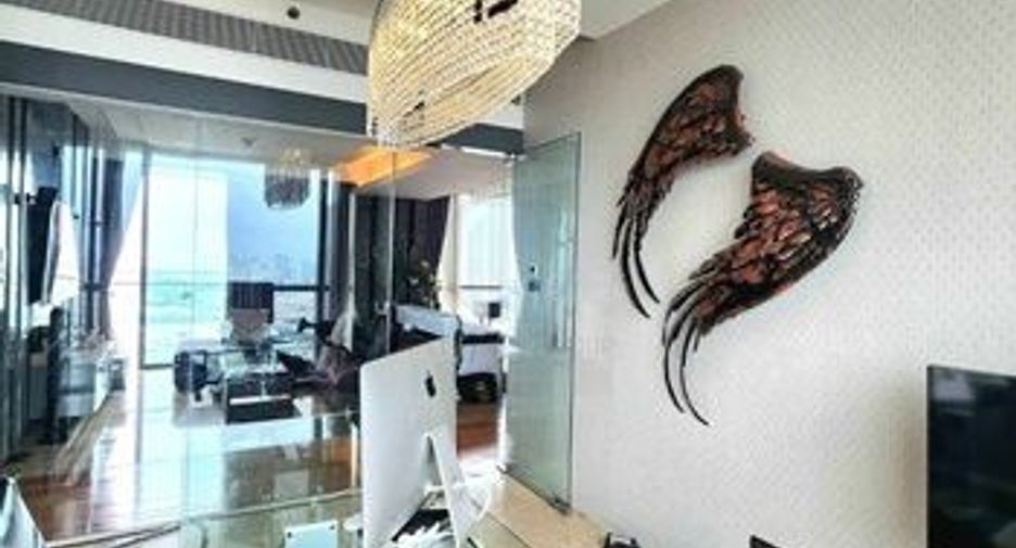 Аренда и продажа 3 спальни кондо в Ян Наща, Бангкок
