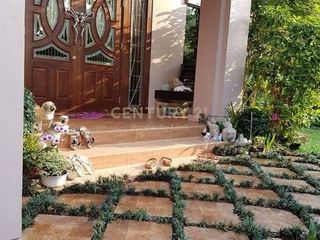 For sale 4 Beds house in Bangkok Noi, Bangkok