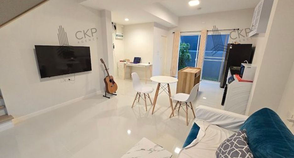For sale 2 ベッドルーム townhouse in Bang Bo, Samut Prakan