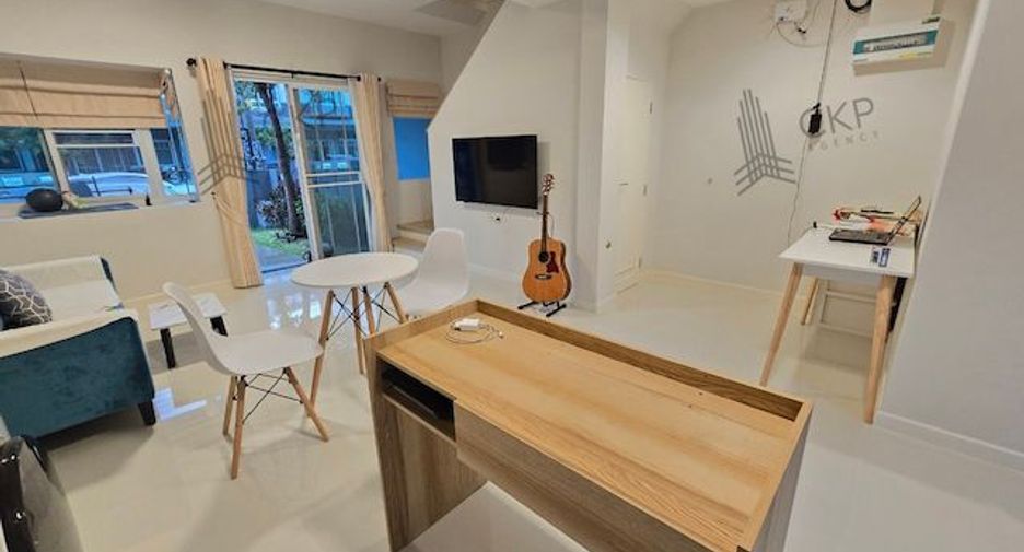 For sale 2 ベッドルーム townhouse in Bang Bo, Samut Prakan