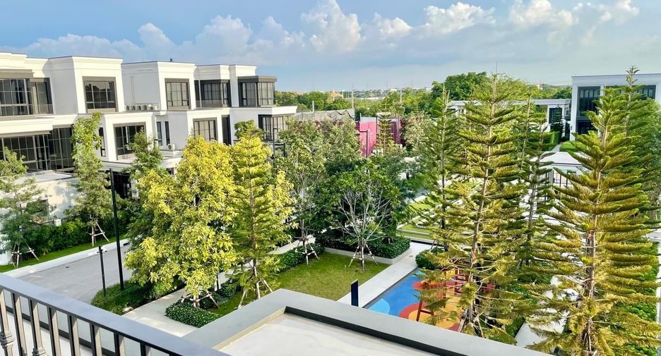 Haus zum Kauf mit 5 Zimmer in Saphan Sung, Bangkok