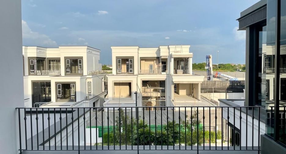 Haus zum Kauf mit 5 Zimmer in Saphan Sung, Bangkok