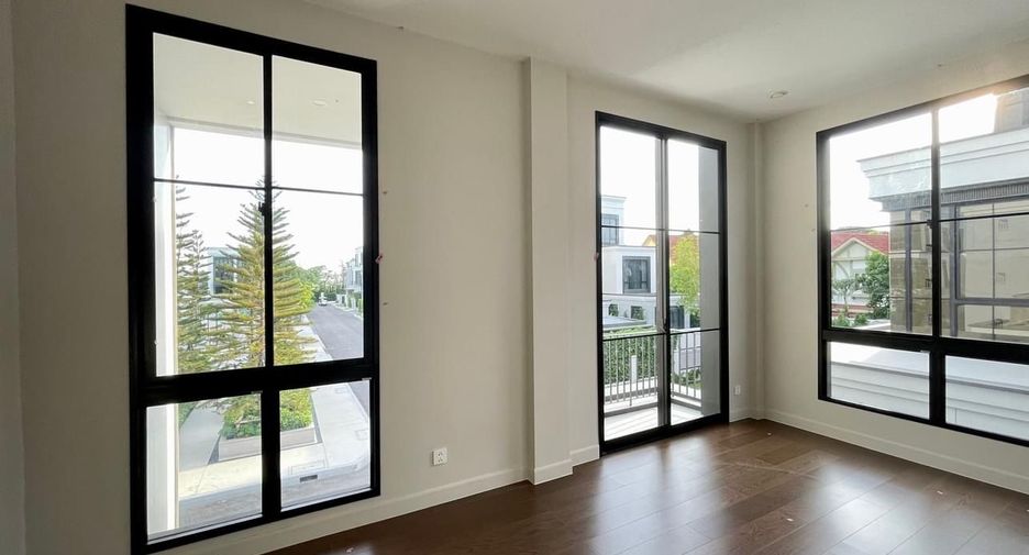 Haus zum Kauf mit 5 Zimmer in Saphan Sung, Bangkok