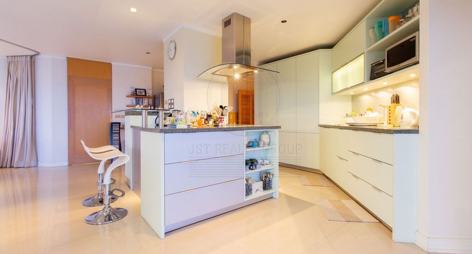 For rent 2 bedrooms condo in Hua Hin, Prachuap Khiri Khan