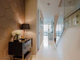 For rent 2 ベッドルーム condo in Pathum Wan, Bangkok