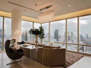 For rent 2 ベッドルーム condo in Pathum Wan, Bangkok