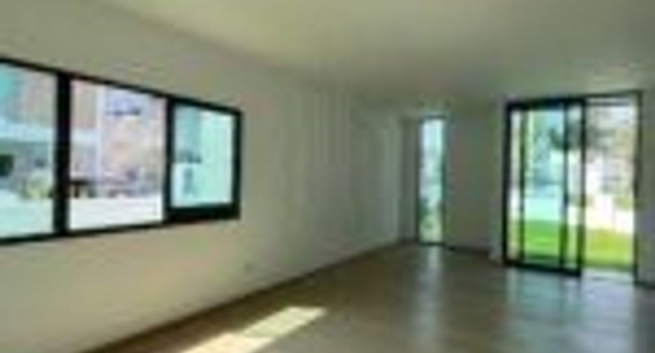 For sale 5 bedrooms house in Bang Phli, Samut Prakan