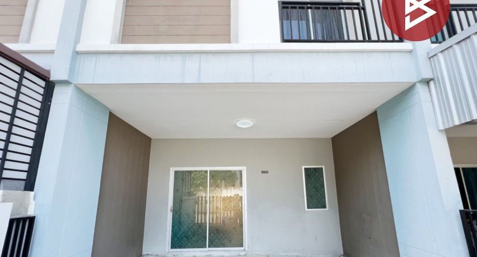 For sale 2 bed townhouse in Mueang Nakhon Pathom, Nakhon Pathom