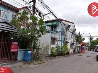 For sale 2 bed townhouse in Phra Khanong, Bangkok