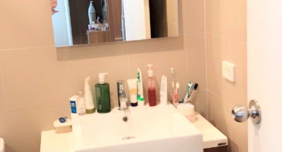 For sale 2 bedrooms condo in Khlong San, Bangkok