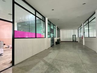 For sale 16 bed warehouse in Nakhon Chai Si, Nakhon Pathom