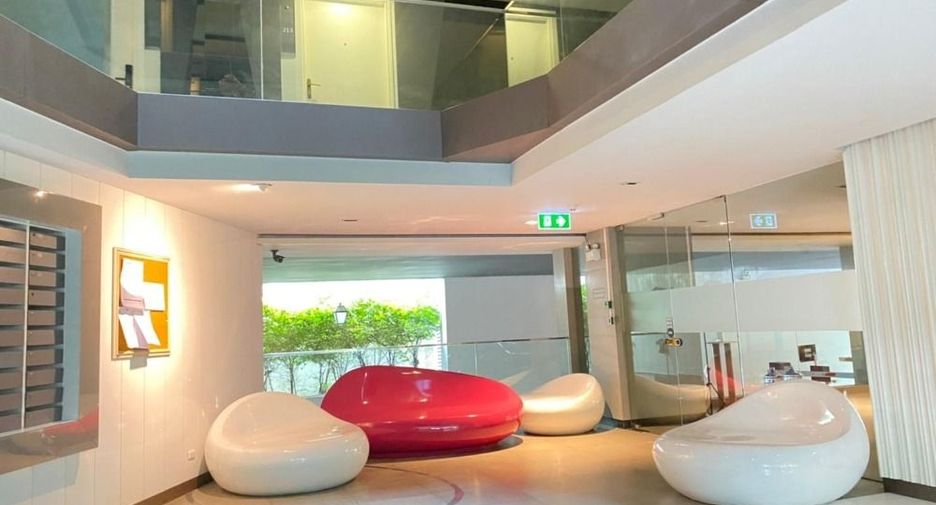 For rent and for sale 2 bed condo in Phaya Thai, Bangkok