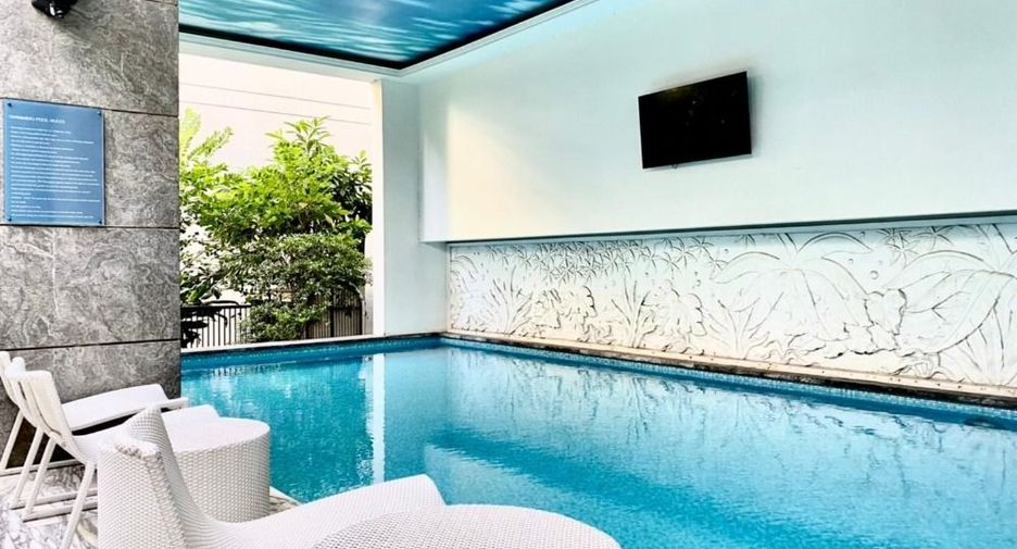 For rent and for sale 2 bed condo in Phaya Thai, Bangkok