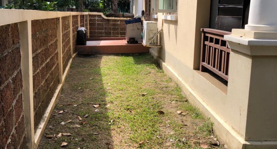 For sale 3 bedrooms house in Thung Khru, Bangkok