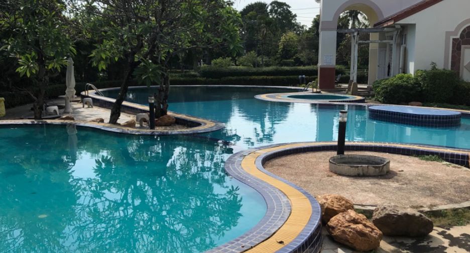 For sale 3 bedrooms house in Thung Khru, Bangkok