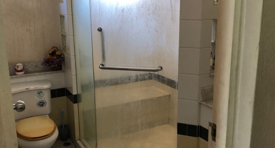 For sale 3 bedrooms house in Thung Khru, Bangkok