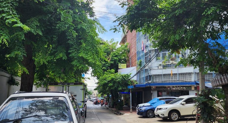 For rent そして for sale 3 Beds retail Space in Pom Prap Sattru Phai, Bangkok