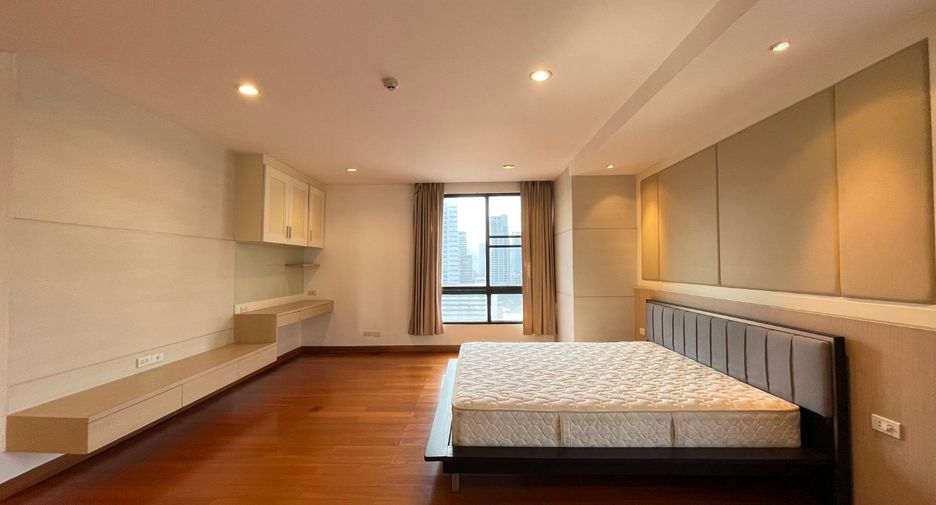 For rent and for sale 2 bedrooms condo in Watthana, Bangkok