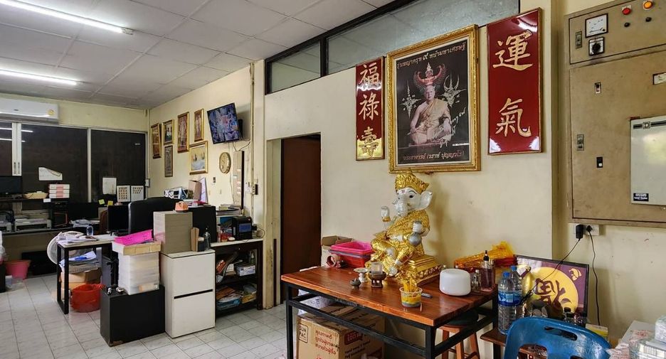 Lagerhaus zum Kauf mit 7 Zimmer in Thawi Watthana, Bangkok