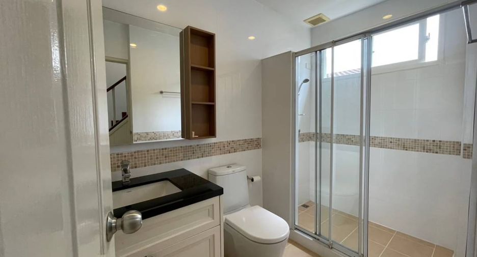 For sale 3 ベッドルーム house in San Kamphaeng, Chiang Mai