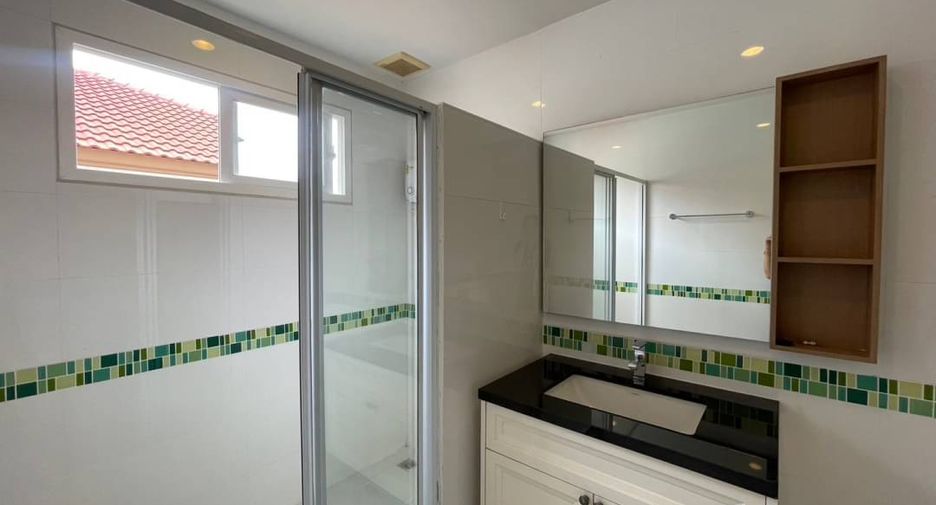 For sale 3 ベッドルーム house in San Kamphaeng, Chiang Mai