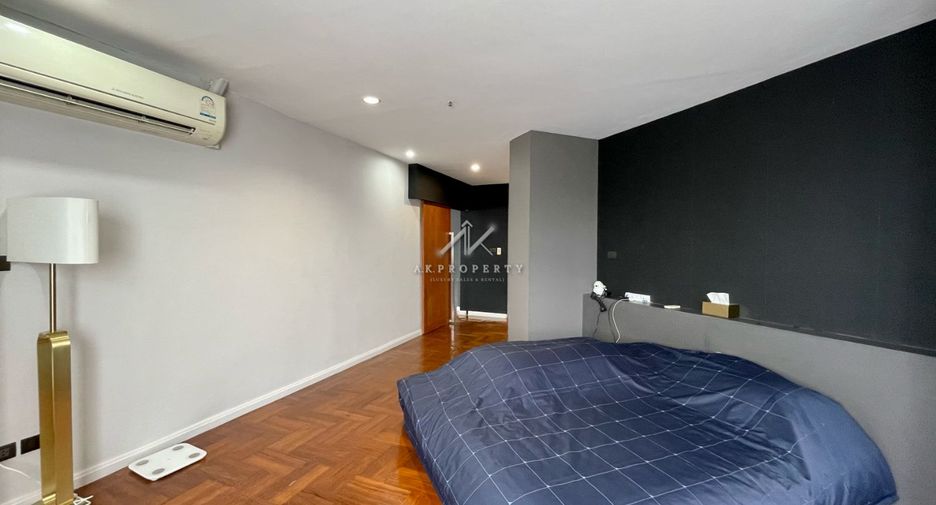 For sale 1 bed condo in Watthana, Bangkok