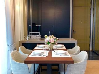 Condo en alquiler de 2 habitaciones en Pathum Wan, Bangkok