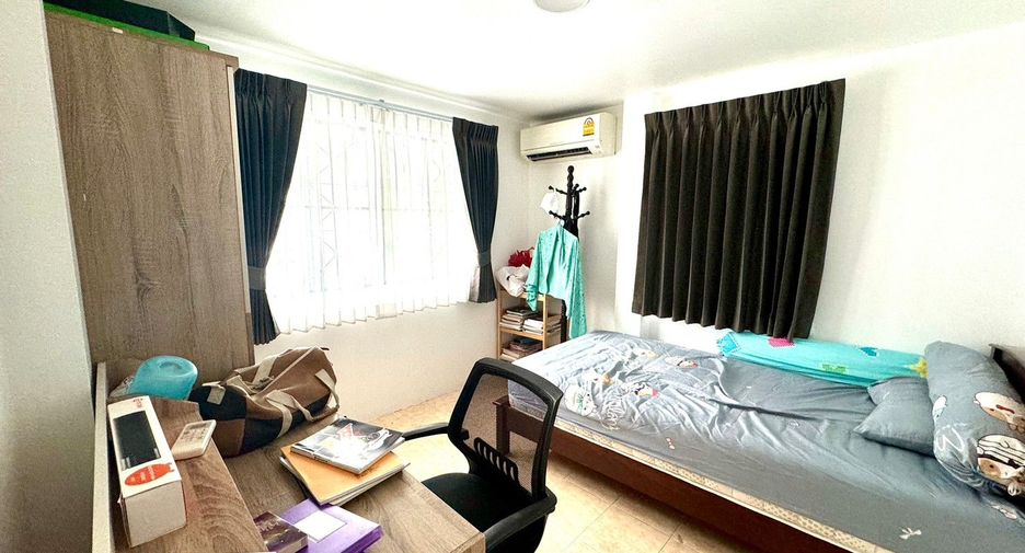 Casa en venta de 4 habitaciones en Bang Khun Thian, Bangkok