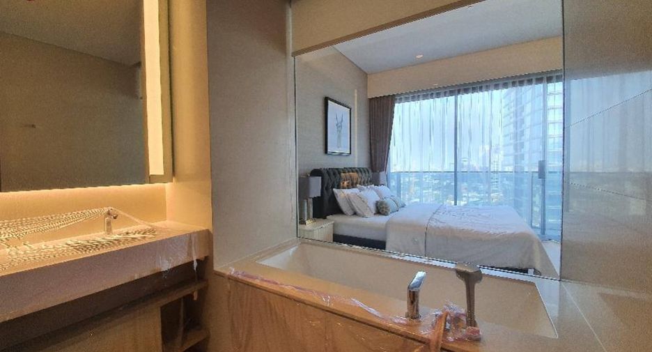 For rent 2 bedrooms condo in Watthana, Bangkok