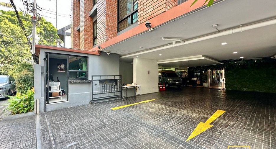 Apartment zur Miete mit 1 Zimmer in Khlong Toei, Bangkok