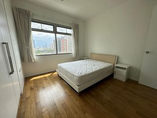 Condo en alquiler de 2 habitaciones en Khlong Toei, Bangkok