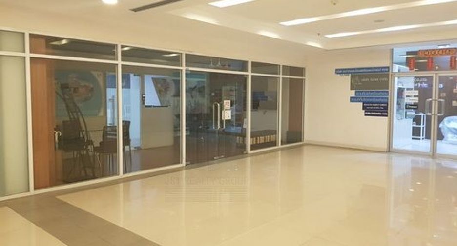 For rent and for sale 1 bed office in Khlong Toei, Bangkok