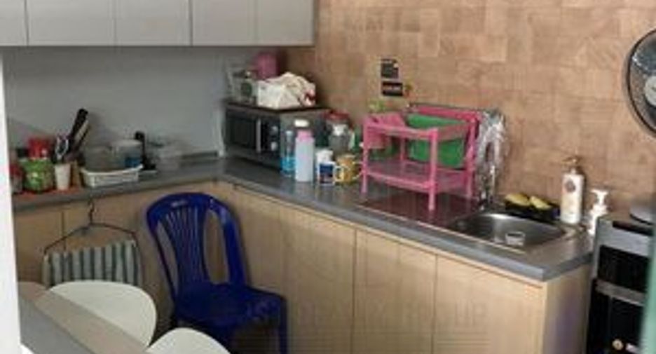 For rent and for sale 1 bed office in Khlong Toei, Bangkok