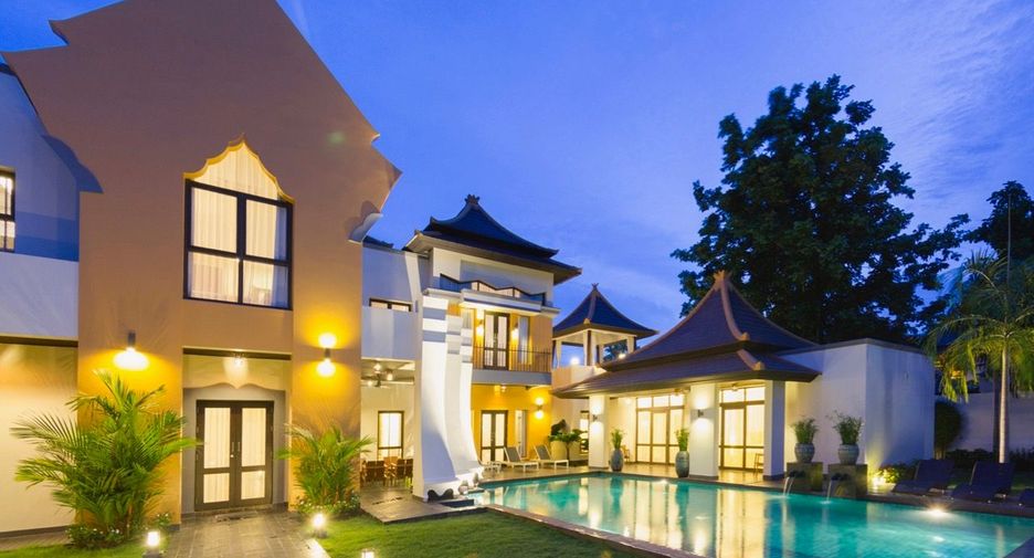 For sale 6 bedrooms house in East Pattaya, Pattaya