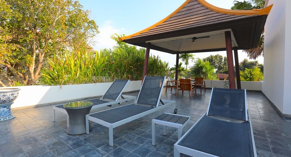 For sale 6 bedrooms house in East Pattaya, Pattaya