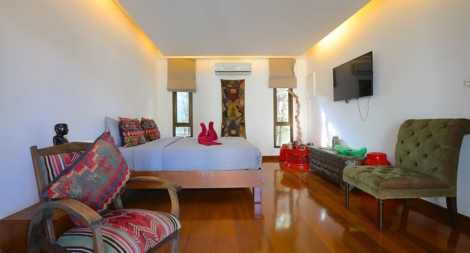 For sale 6 bedrooms house in East Pattaya, Pattaya