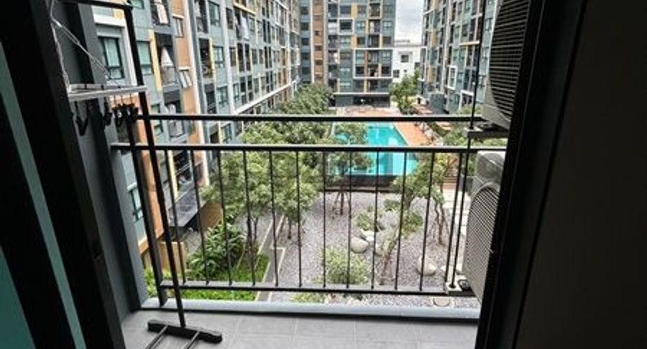 For rent 2 bedrooms condo in Lat Krabang, Bangkok