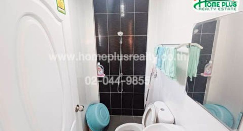 For sale 3 bedrooms townhouse in Lat Lum Kaeo, Pathum Thani