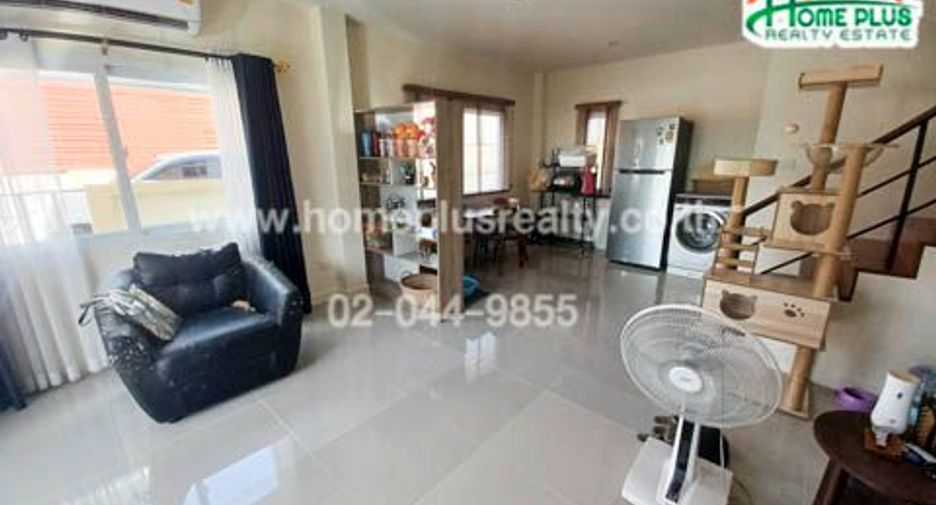 For sale 3 Beds townhouse in Lat Lum Kaeo, Pathum Thani