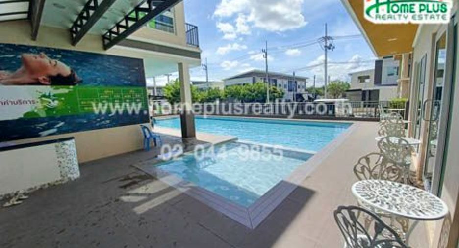 For sale 3 bedrooms townhouse in Lat Lum Kaeo, Pathum Thani