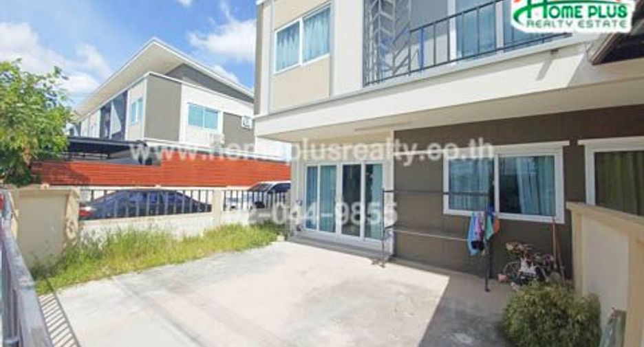 For sale 3 bedrooms townhouse in Lat Lum Kaeo, Pathum Thani